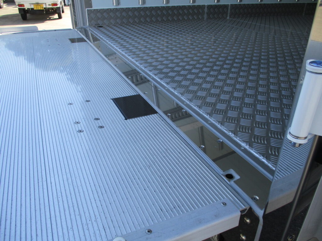 トラック画像09